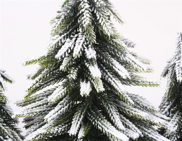 Pequeño árbol de Navidad para Navidad para la fiesta en casa